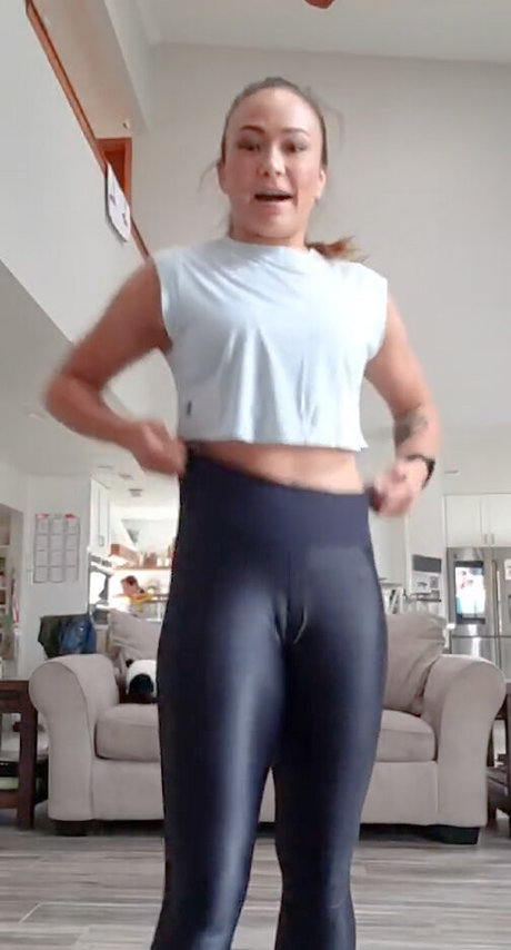 Michelle Waterson erotic pornstar img