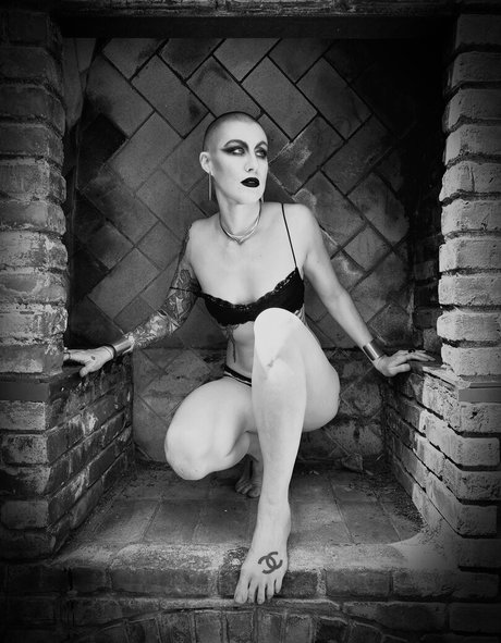 monster tits onlyfans free naked photo