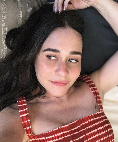 Alessandra Negrini actress pics