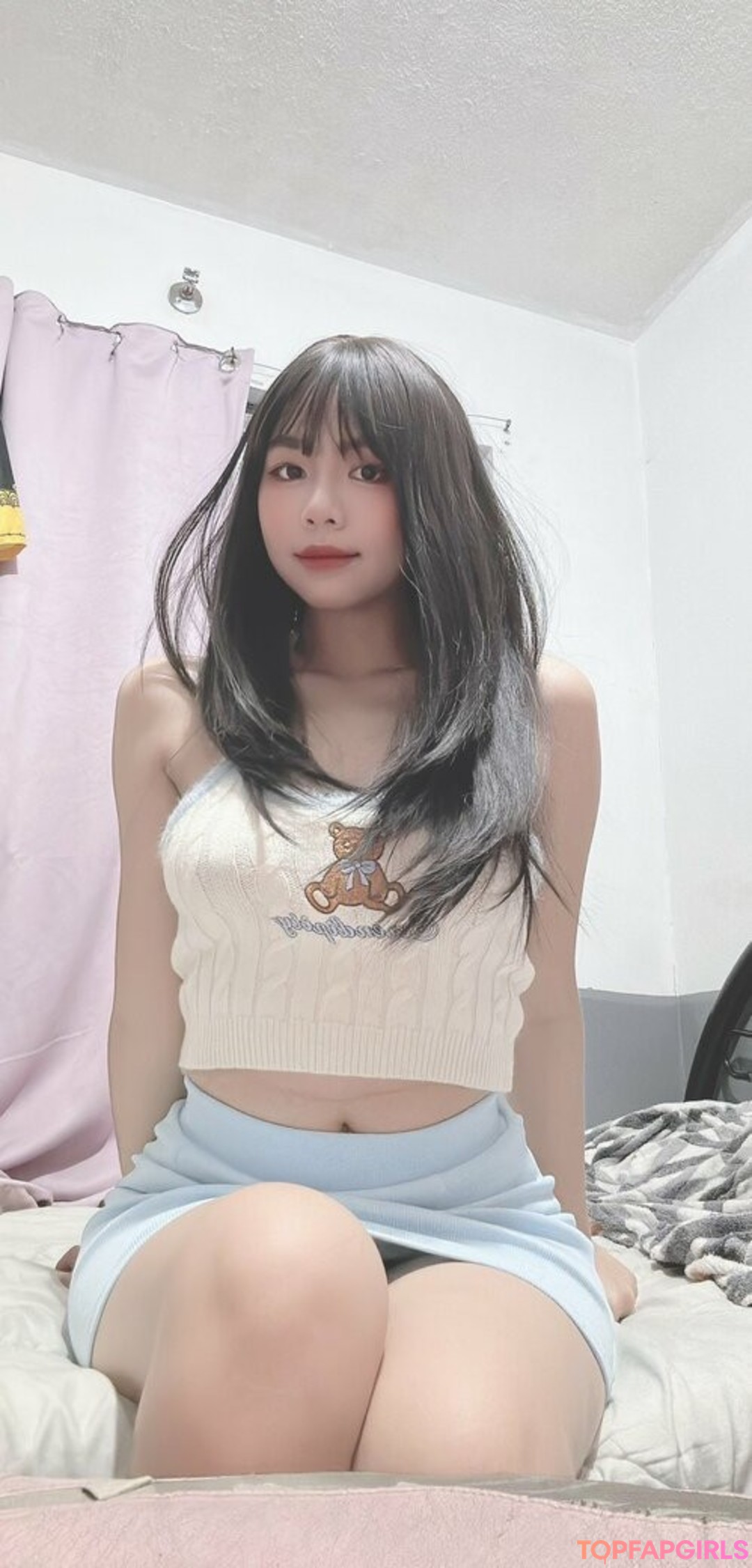 Risanomsyu model hot pictures