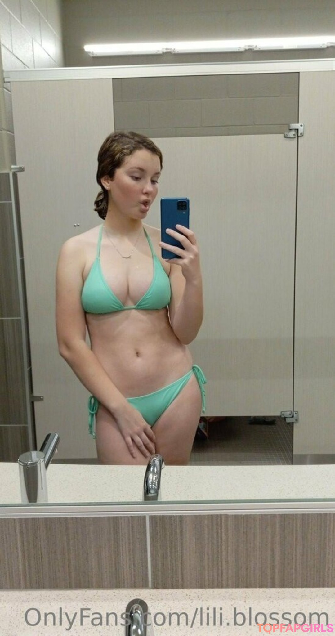 lili blossom best pornstar archive