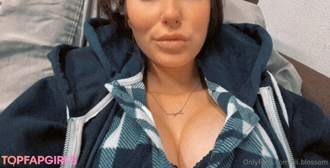 lili blossom model pornographic photo