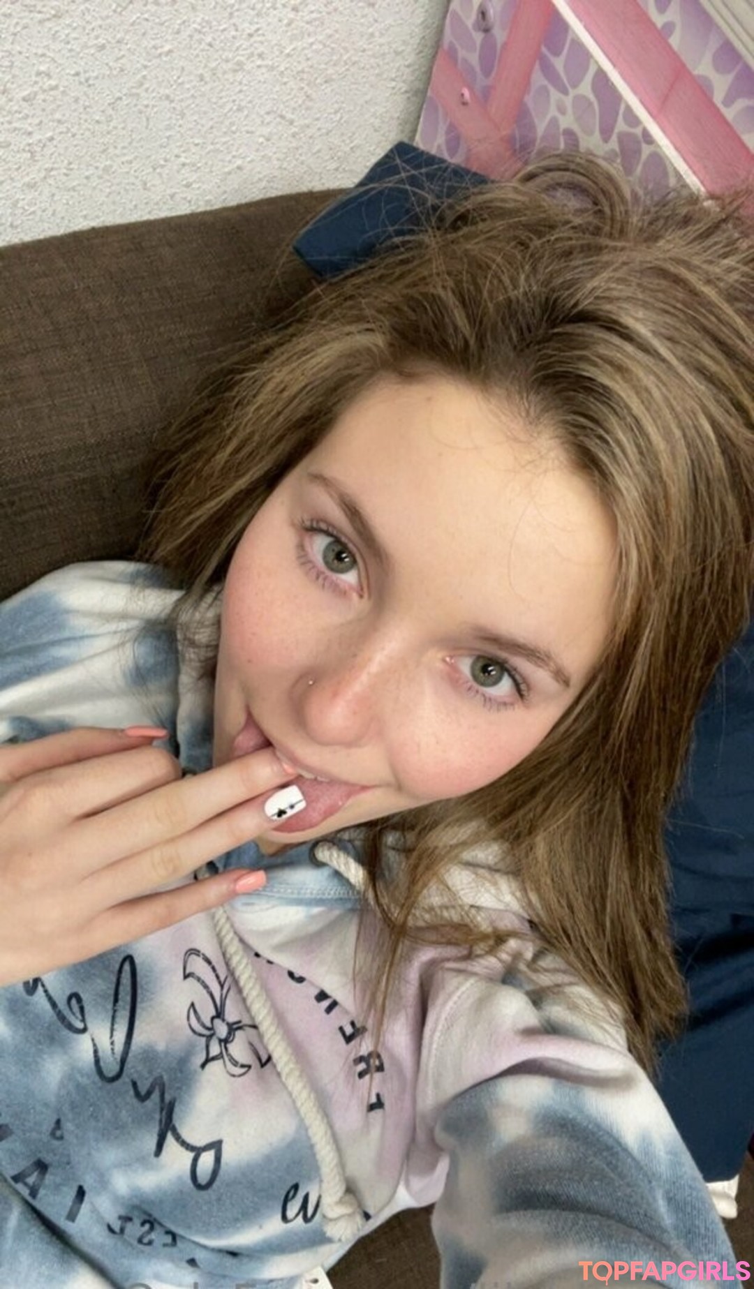lili blossom pornstar naked picture