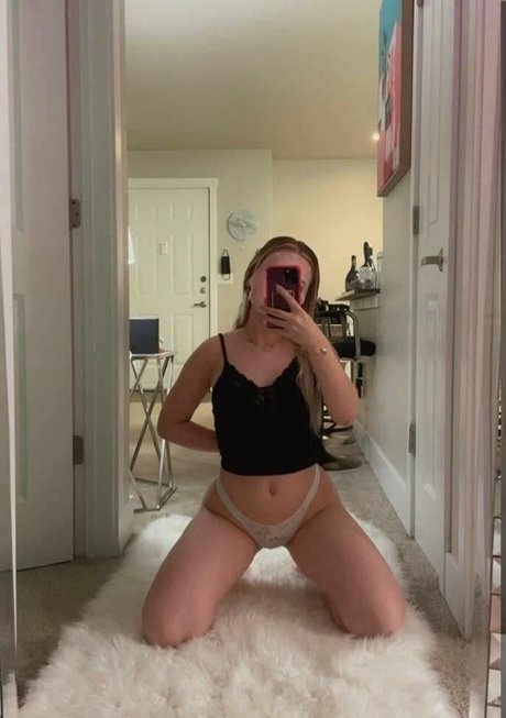 Alyssa Mckay star high quality img