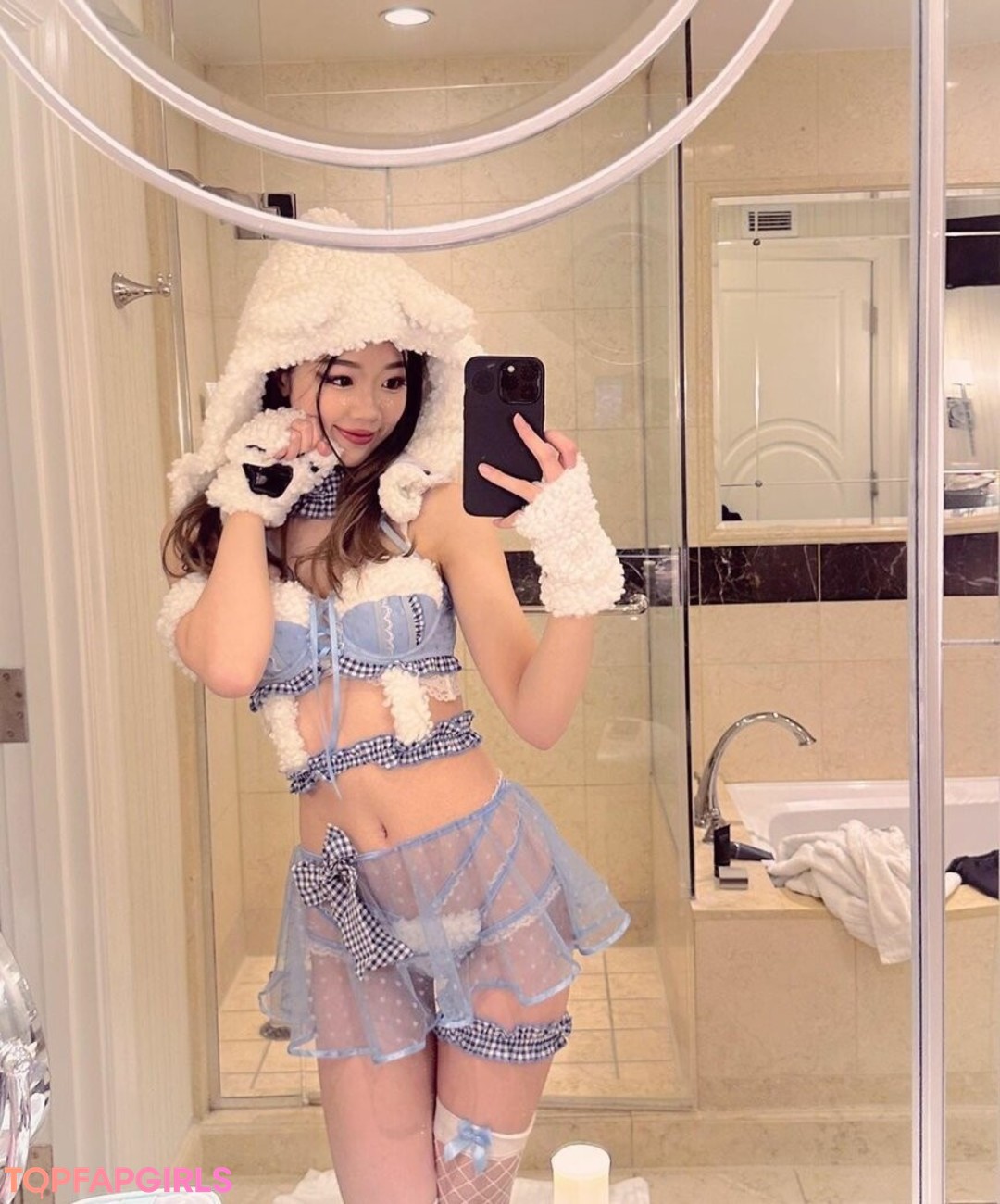 busty redhead onlyfans art nude img