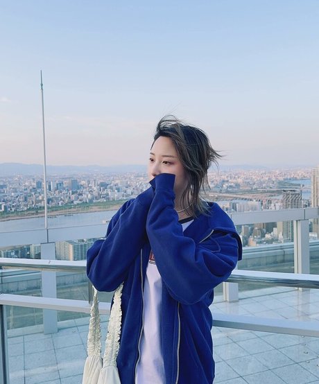 Starsmitten free actress picture