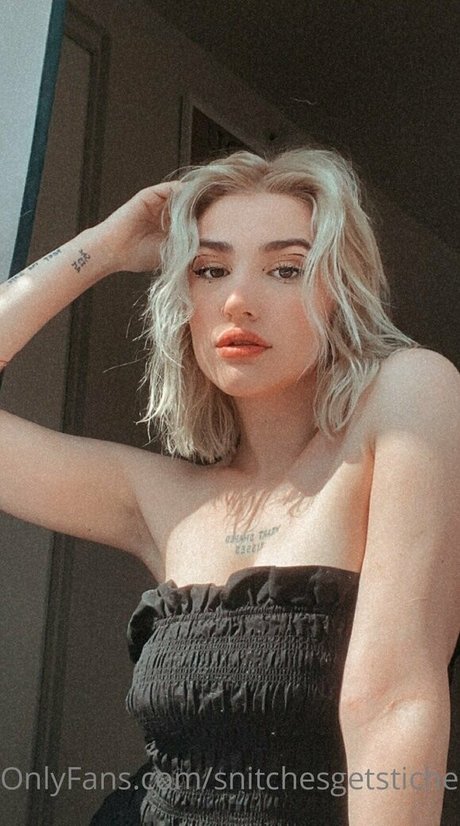 snitchesgetstiches star nudes photos