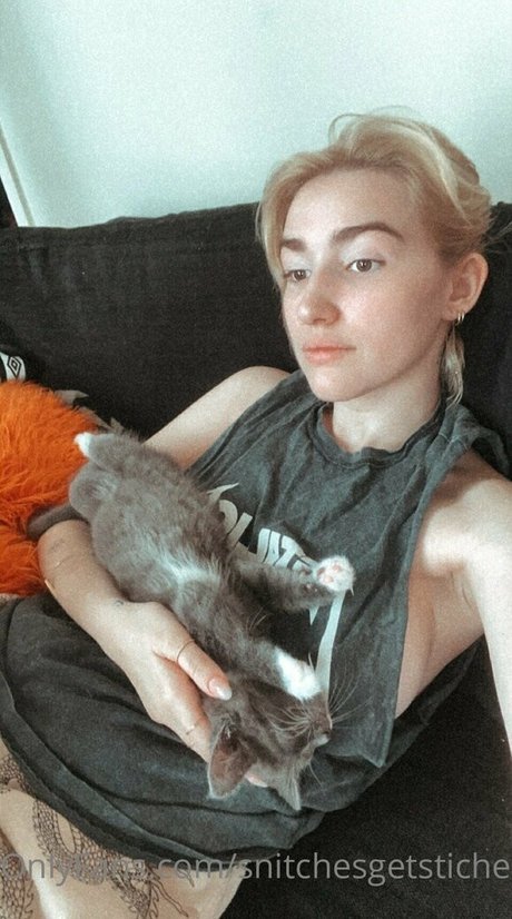 snitchesgetstiches high quality model pics