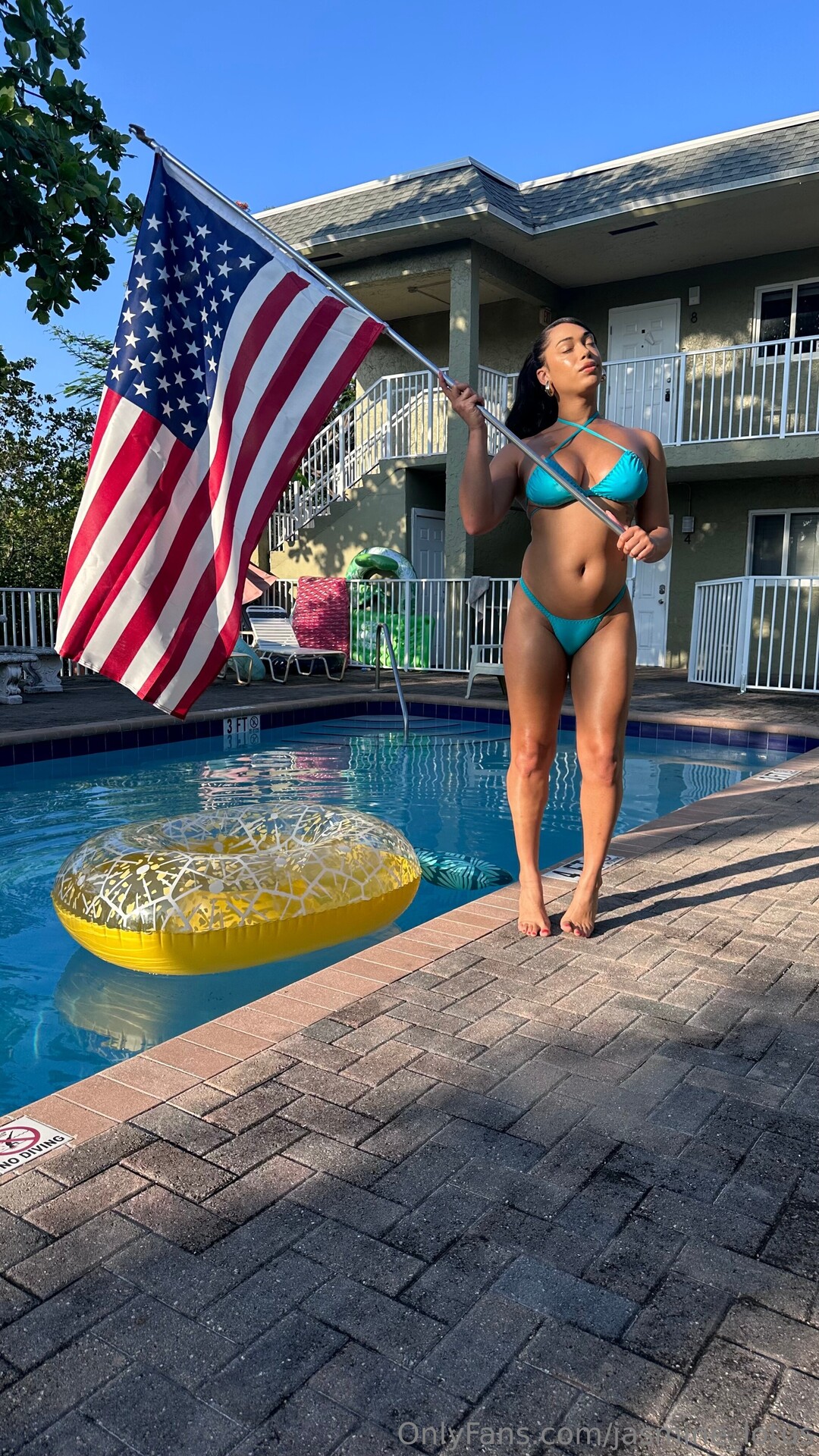 Jasmine Lotus exclusive model img