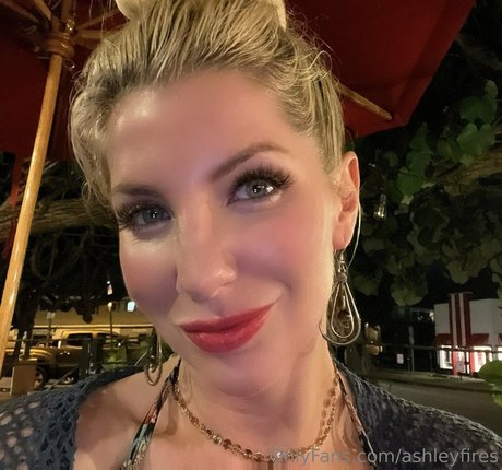 Ashley Fires xxx star pictures