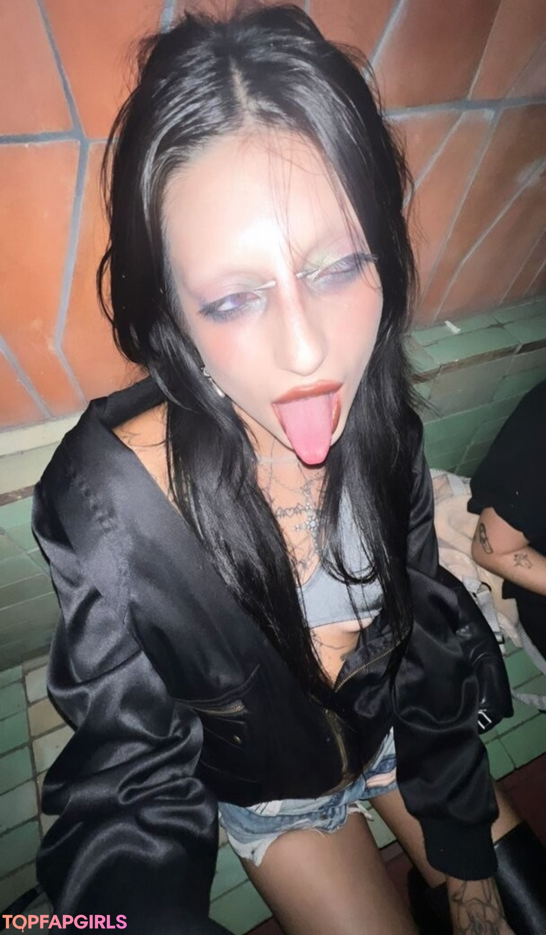 DeathbyRomy porn model photo