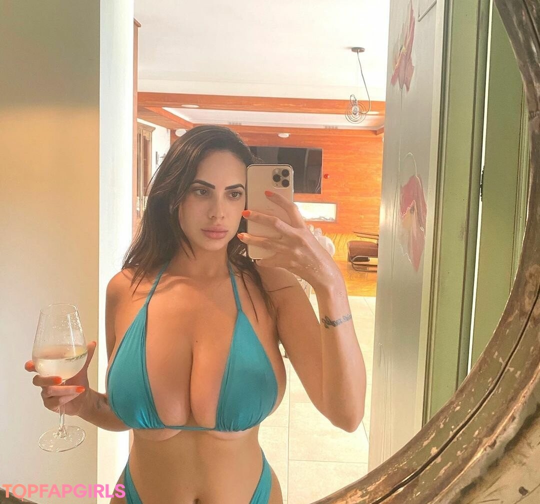 Sanna Meira free pornstar photo