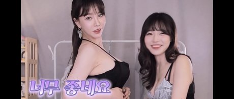 slim onlyfans top picture