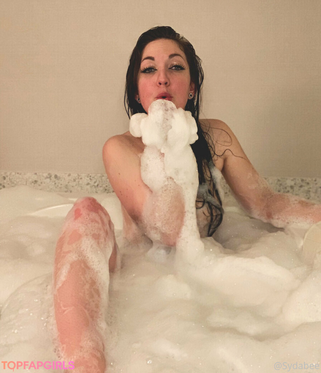 Sydabee model porn pictures