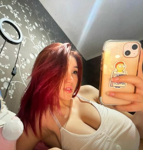 Anastasya Khosasih erotic star gallery