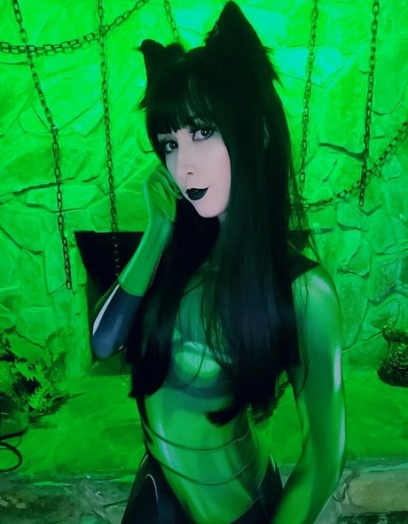 freeeroticneko pornstar nude image