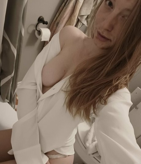 perkygrace art star pics