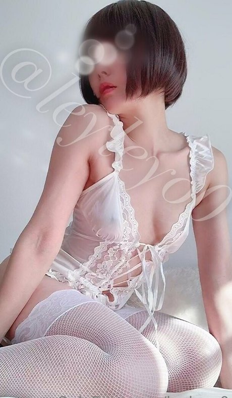 leyleyo0 star high quality pictures