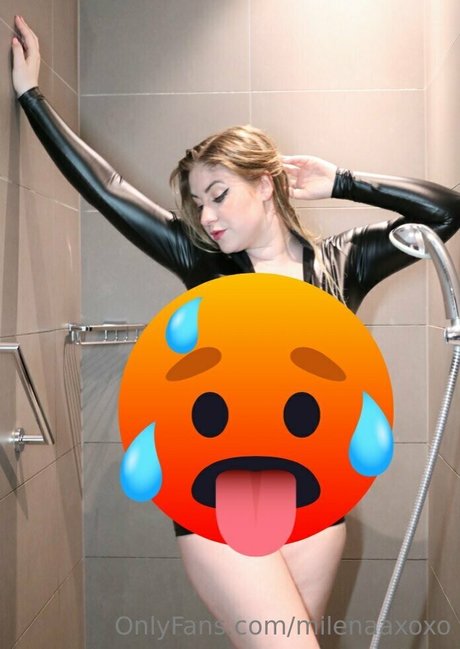 milenaaxoxo erotic pornstar photos