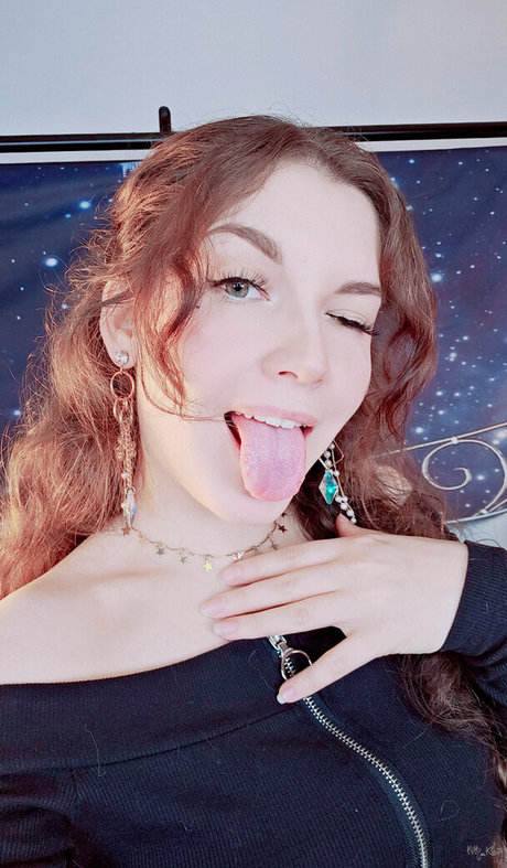 KittyKlaw ASMR sex actress photos