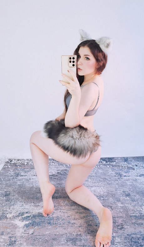 KittyKlaw ASMR model free image
