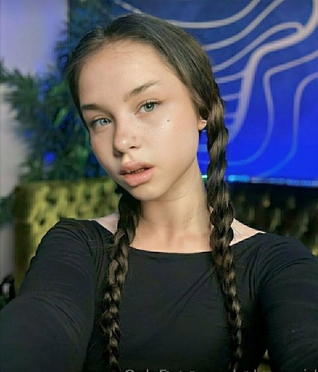 over 50 onlyfans erotic pic