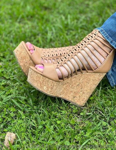 dark skin ebony onlyfans nude img