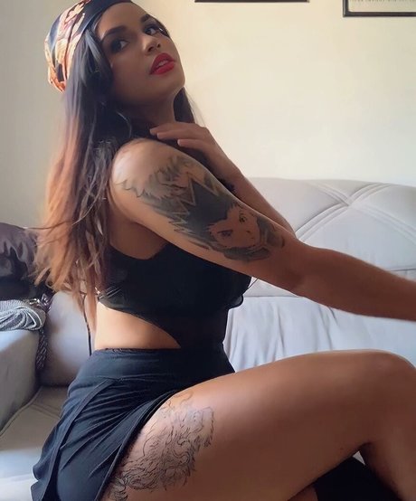 Robertinha model hot images