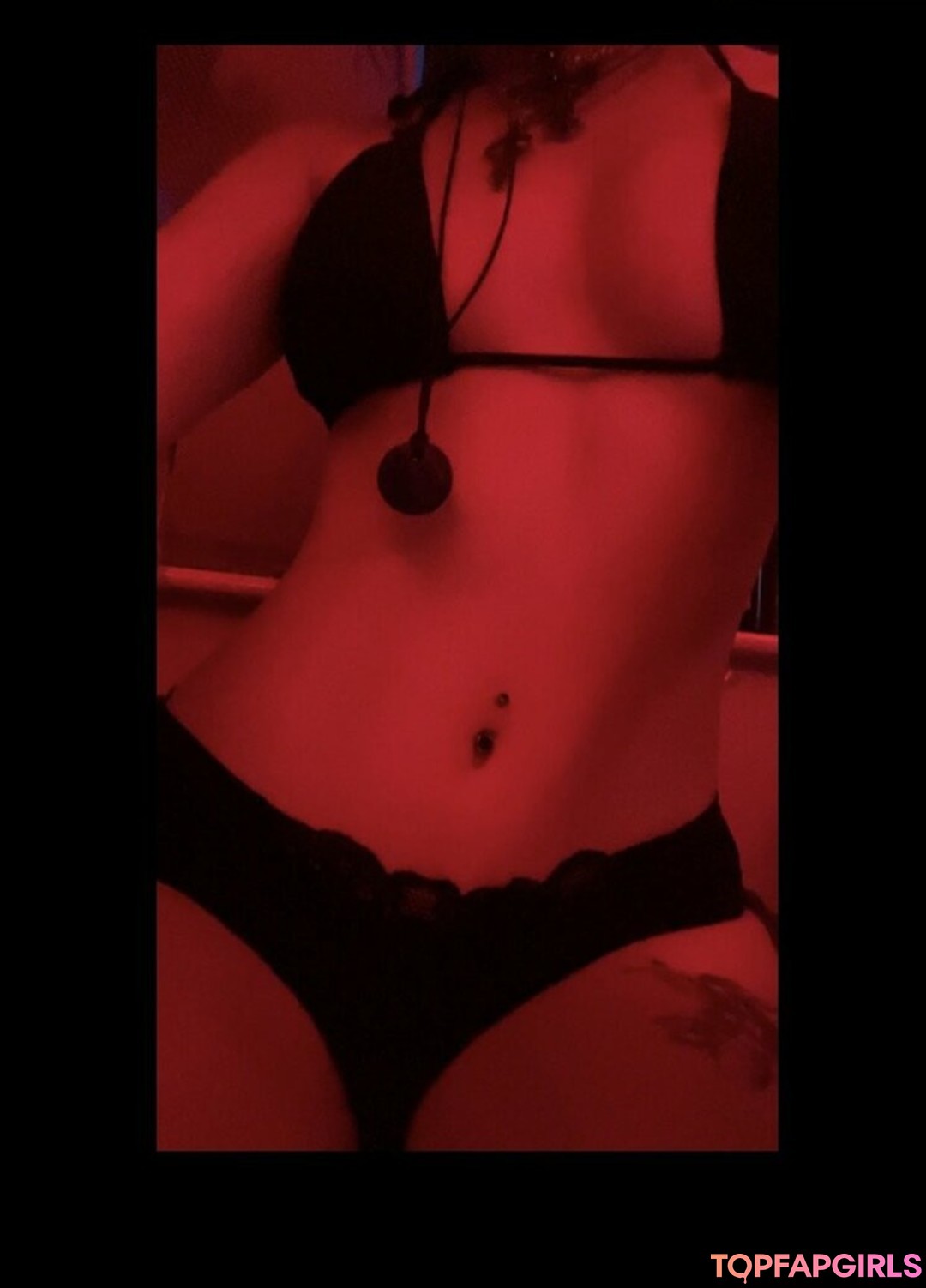 Thotlycrue pornstar image