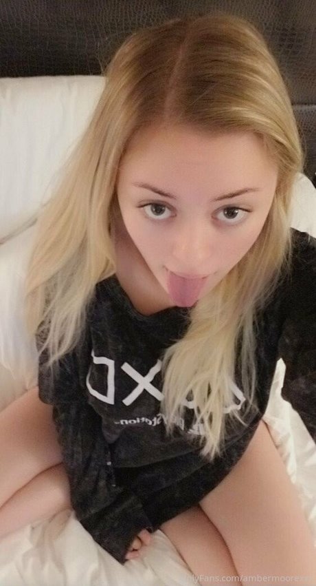 Amber Moore pornstar high quality gallery