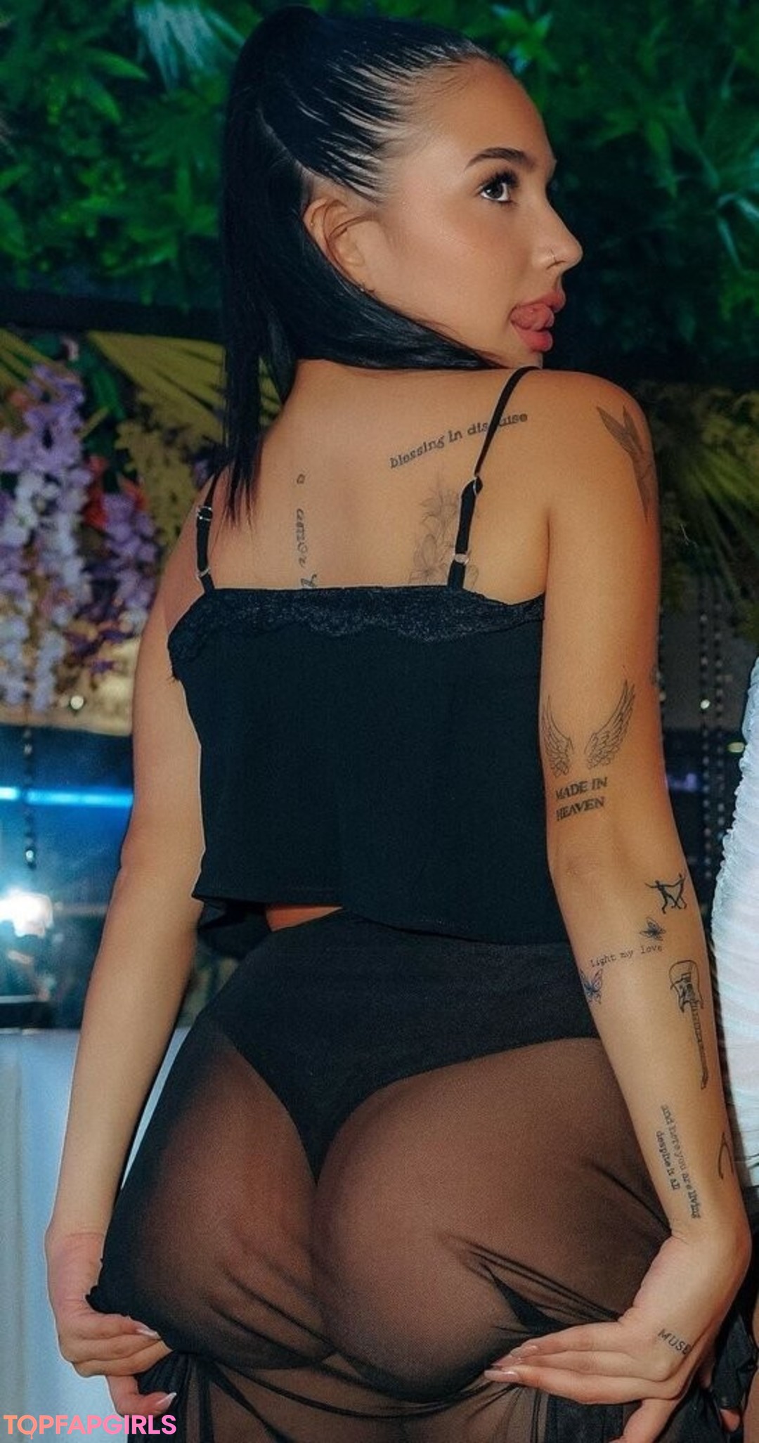 nicolemoreiraaa pornstar erotic pics
