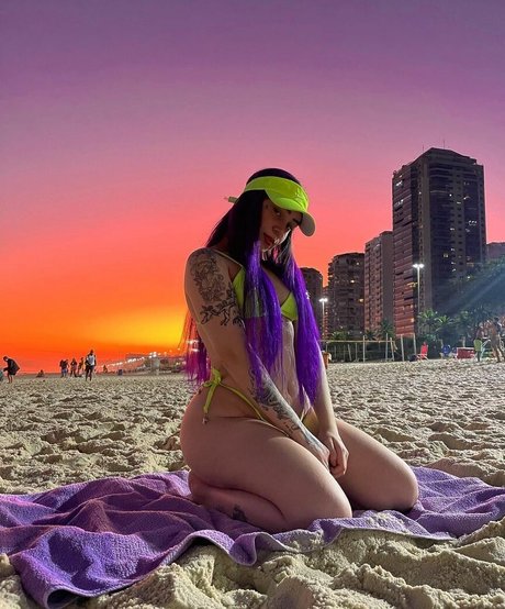 prone bone onlyfans beautiful pics