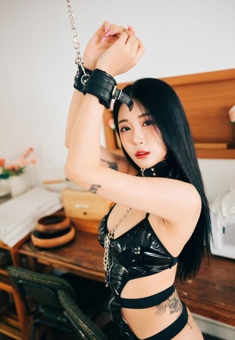 nerdy teen onlyfans nudes photo