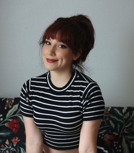 Abelina Sabrina profile image