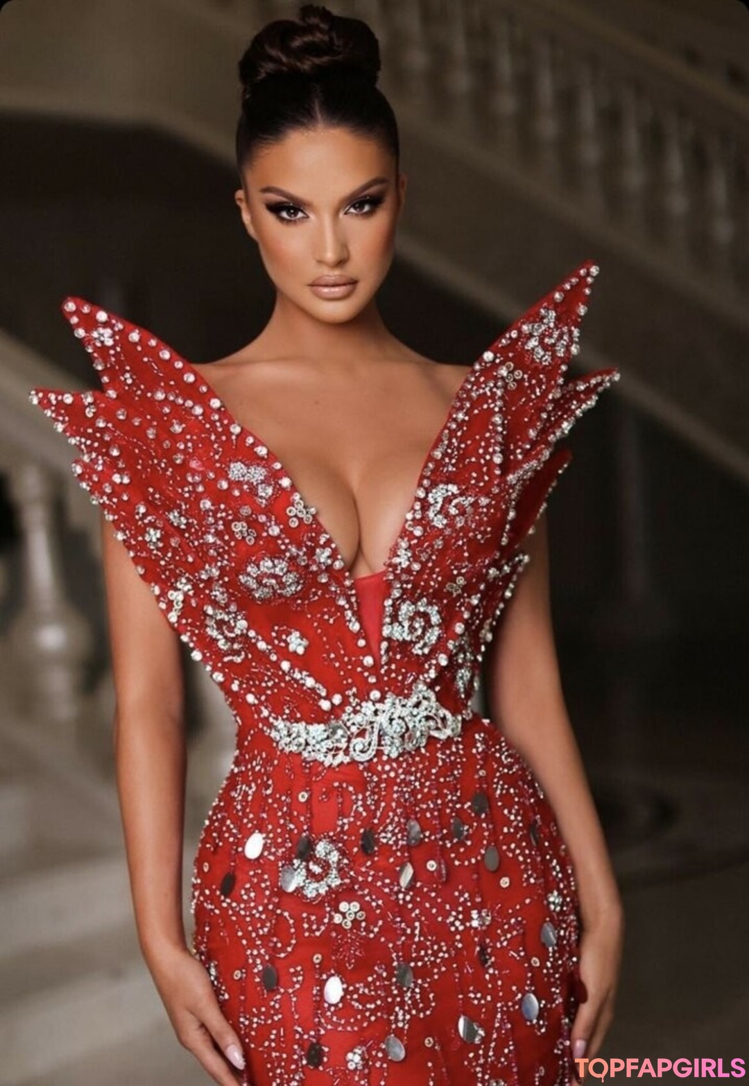 Oriola Marashi model beautiful photos