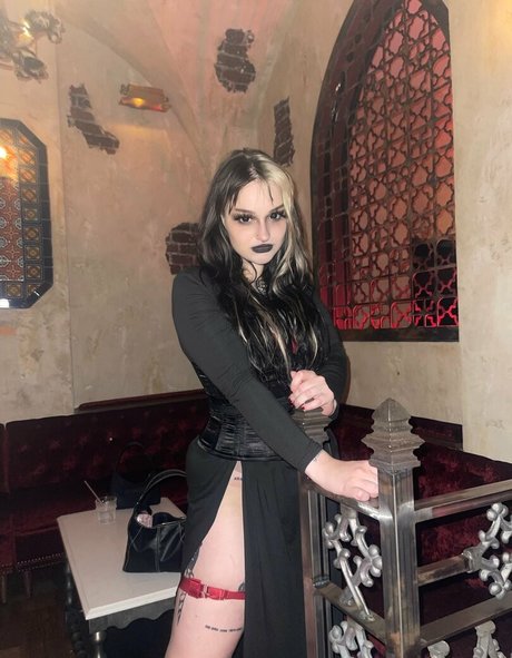 Nihachu art actress pictures