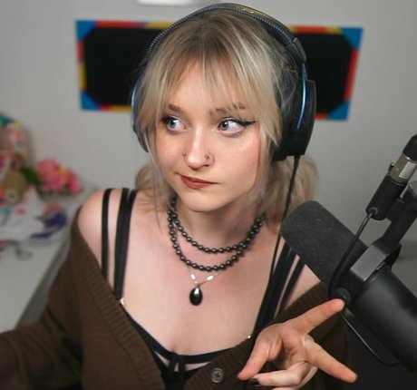 Nihachu naked model images