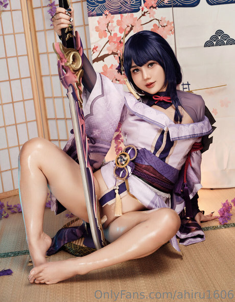 ahiru1606 beautiful pornstar picture