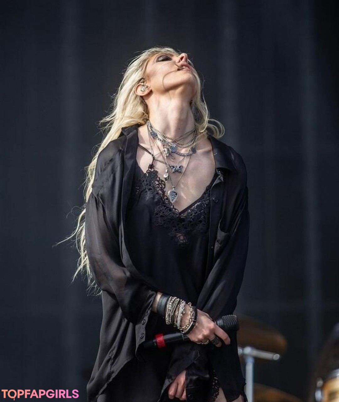 Taylor Momsen star best pictures
