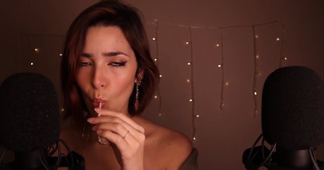 ASMR Glow erotic star pictures