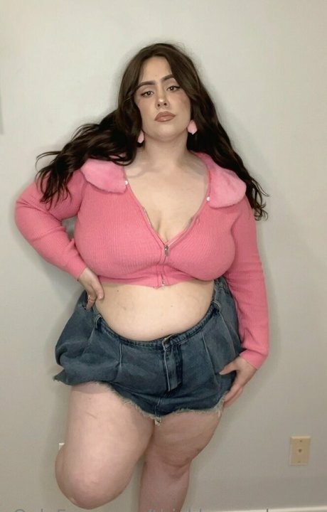 brunette petite onlyfans xxx pics