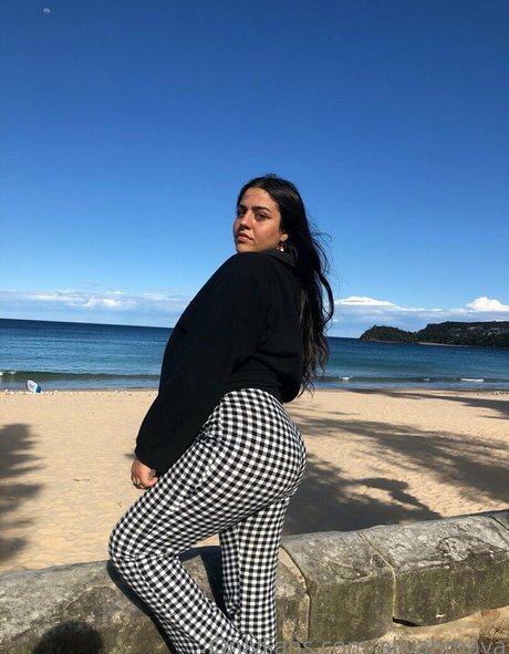 aliyahmaya sexy star pictures