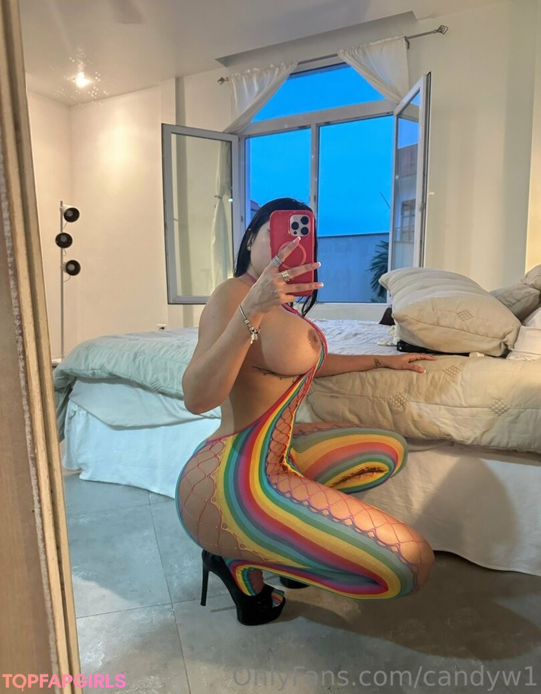 candyw1 profile image