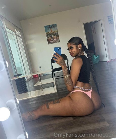 cute big tits onlyfans beautiful image