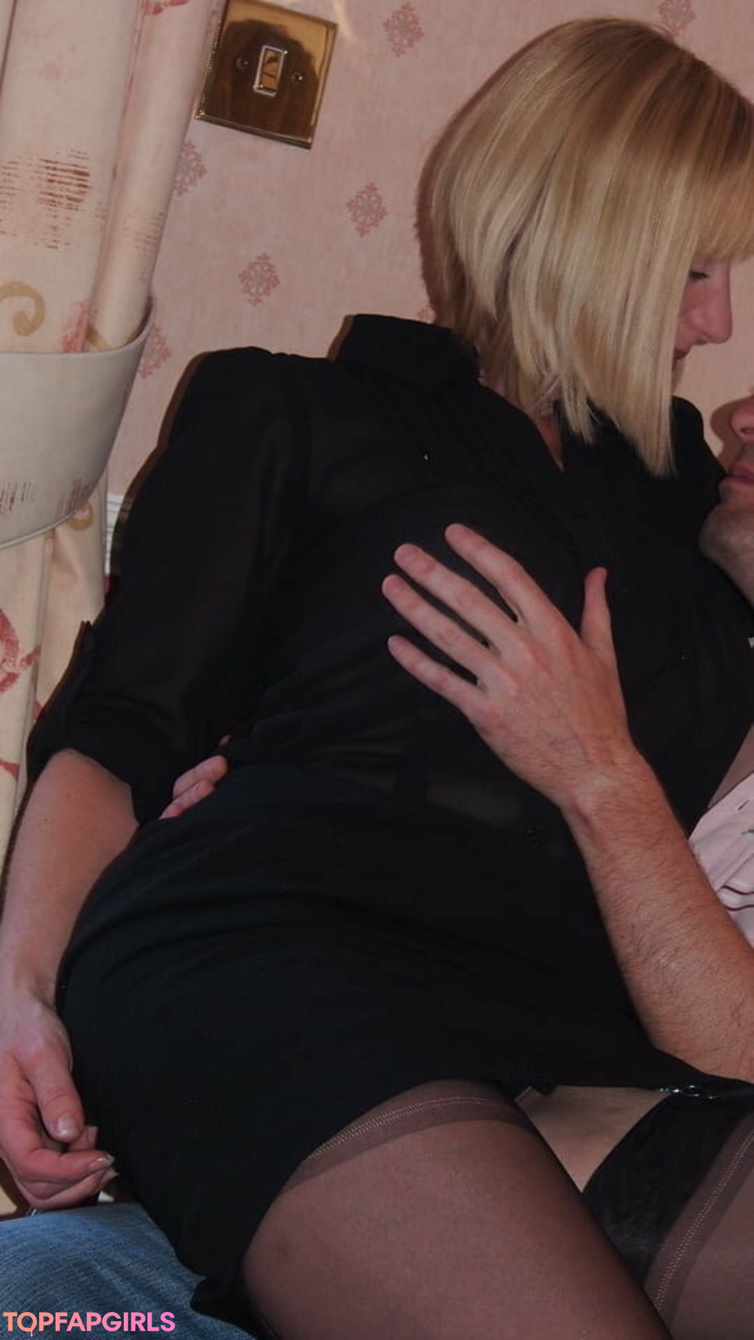 Mrs S Stockings art pornstar img