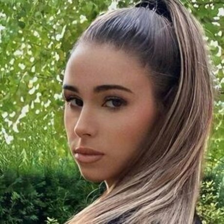 Daniela lzj perfect star pic