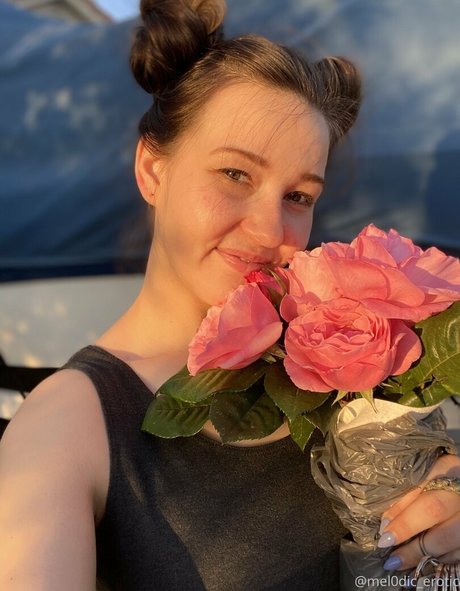 mel0dic erotic erotic actress photo