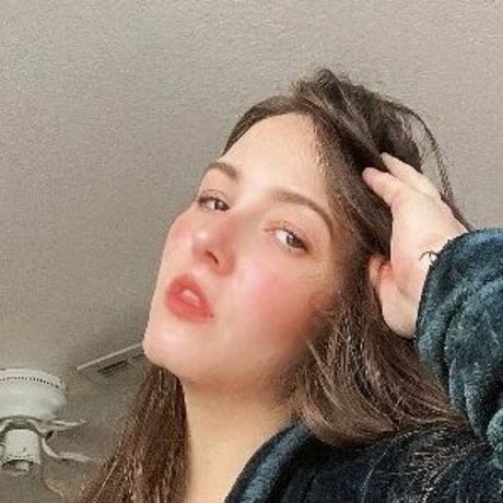 mel0dic erotic nude actress pic