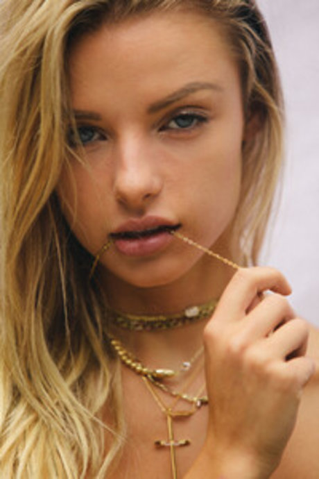 Madison Teeuws star art galleries