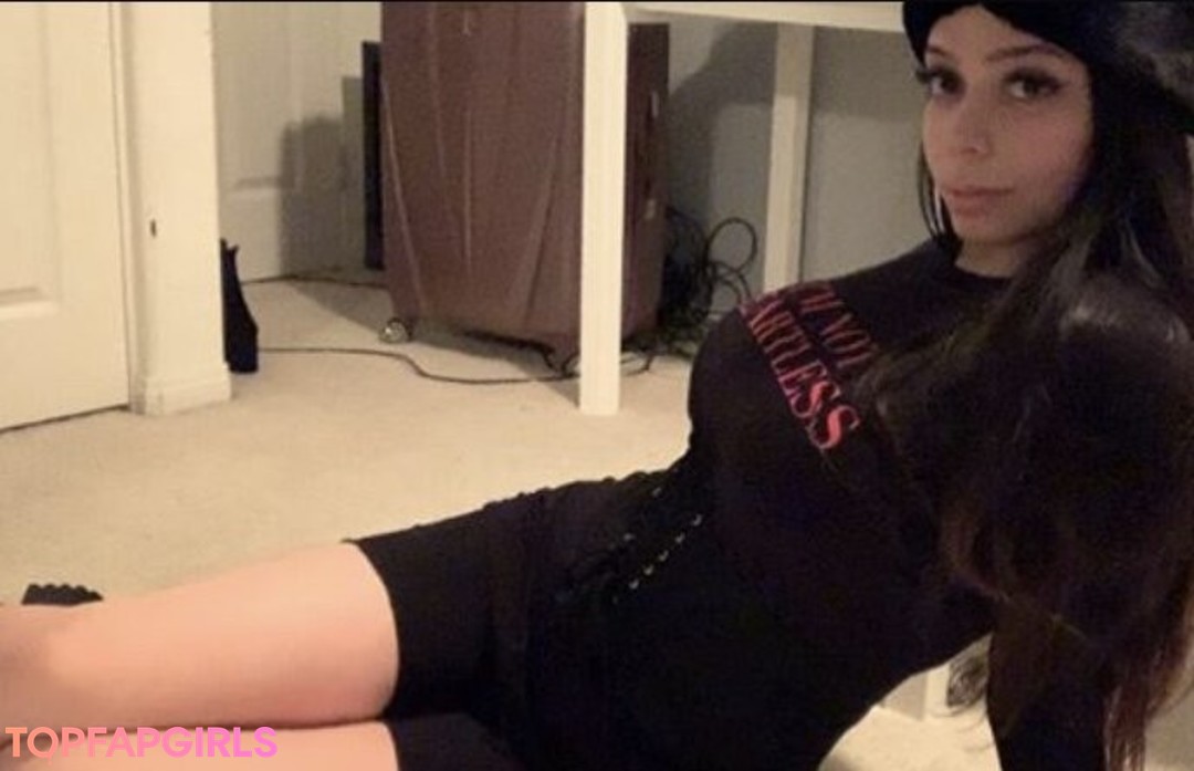 Adept sexy star pic